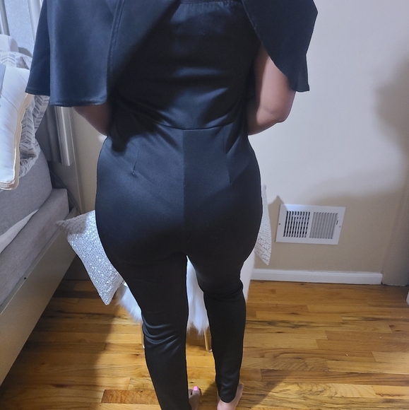 Women black jumpsuit made by Boohoo size US 8 - Picture 8 of 8